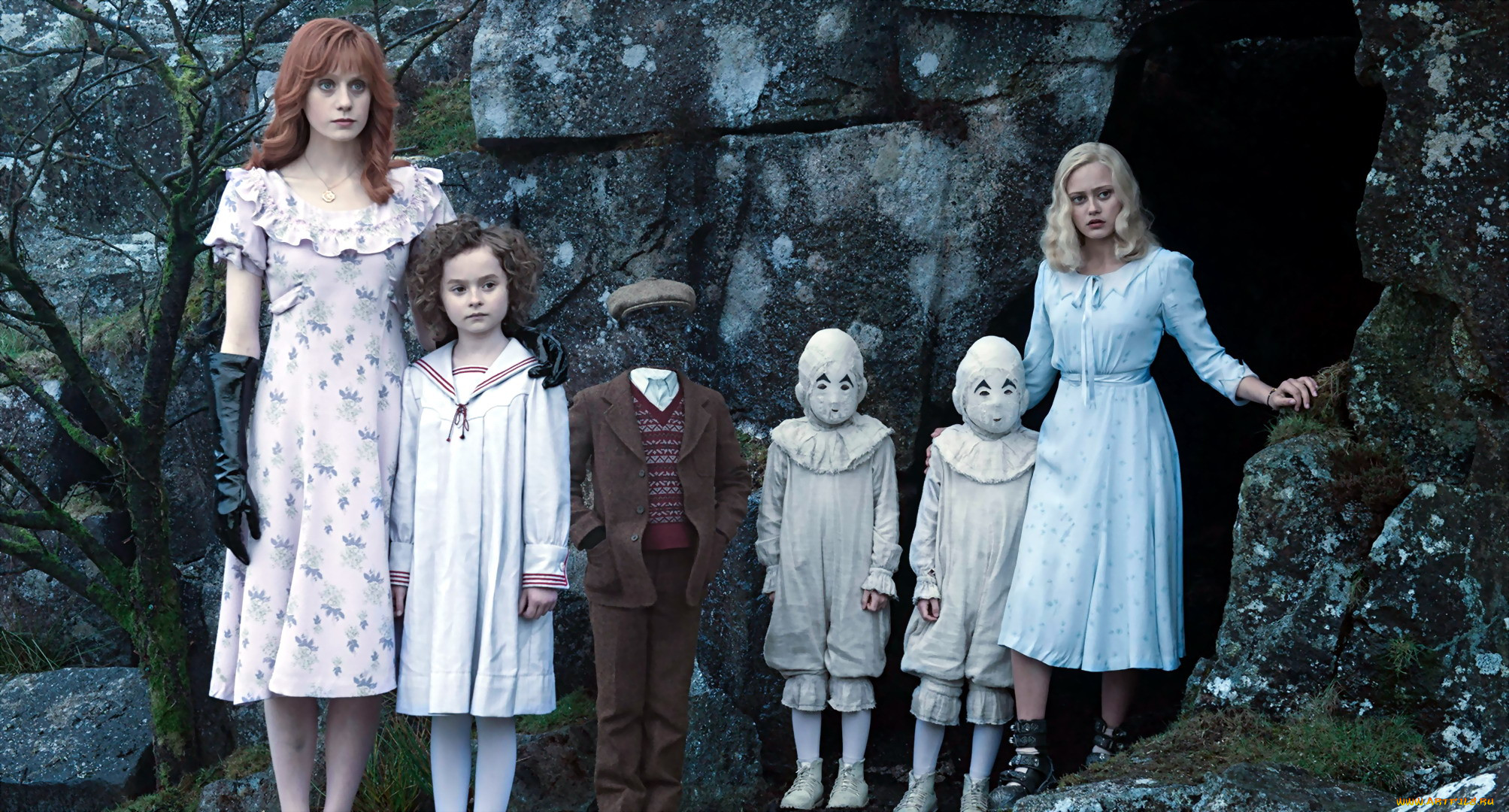  , miss peregrine`s home for peculiar children, , , , , , , 